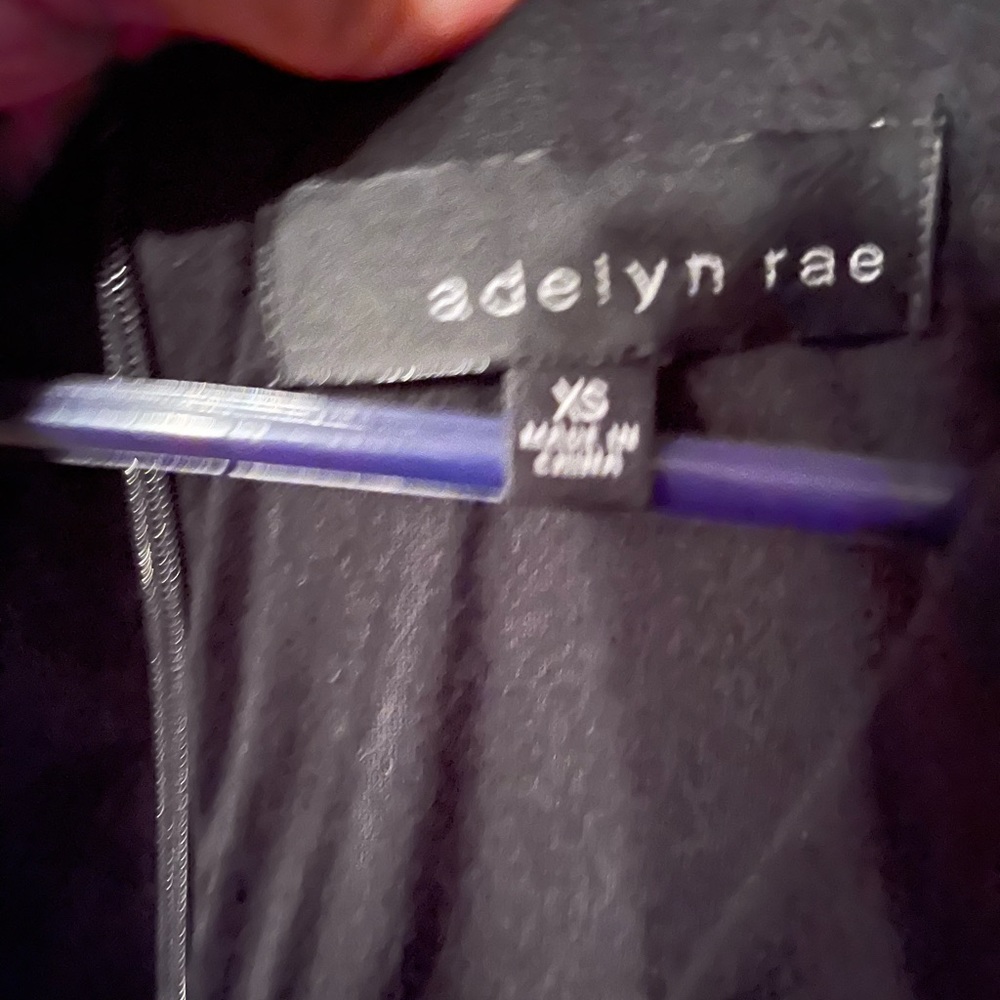 Adelyn Rae NWOT DRESS - Picture 3 of 3
